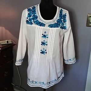 Chic Collection Semi-Sheer White Embroidered Tunic